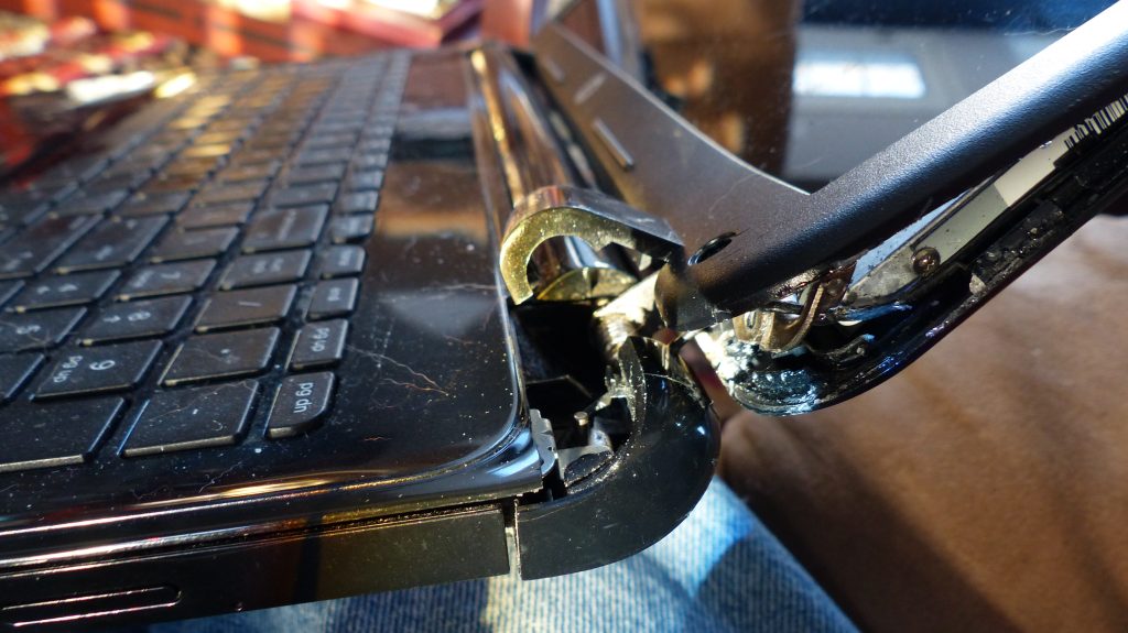 Laptop Screen Hinges repair Laptop Screen Hinges repair