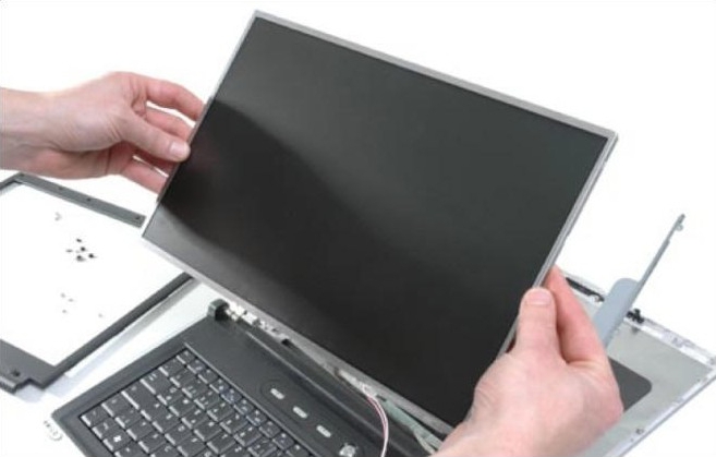 Laptop Screen Replacement-dubai-laptopshopdubai Laptop Screen Replacement